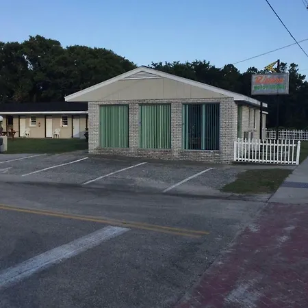 Riviera Motor Lodge